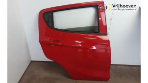 Używane Drzwi prawe tylne wersja 4-drzwiowa Opel Karl 1.0 12V Cena € 750,00 Procedura marży oferowane przez Autodemontage Vrijhoeven B.V.