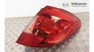 Używane Tylne swiatlo pozycyjne prawe Opel Meriva 1.4 16V Ecotec Cena € 40,00 Procedura marży oferowane przez Autodemontage Vrijhoeven B.V.