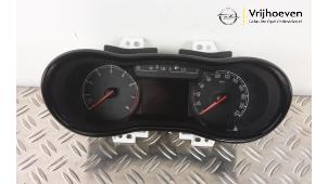 Used Instrument panel Opel Karl 1.0 12V Price € 100,00 Margin scheme offered by Autodemontage Vrijhoeven B.V.