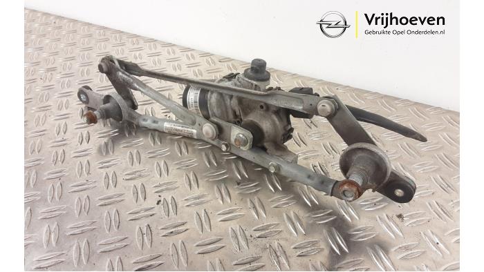 Wiper motor + mechanism from a Opel Karl 1.0 12V 2015