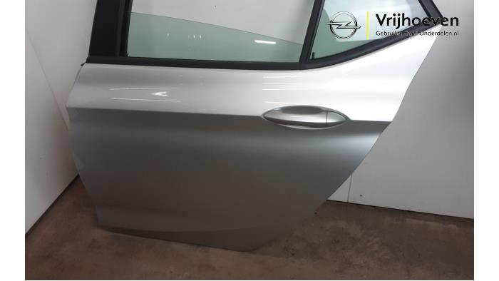 Portière 4portes arrière gauche d'un Opel Astra K 1.6 CDTI 110 16V 2017