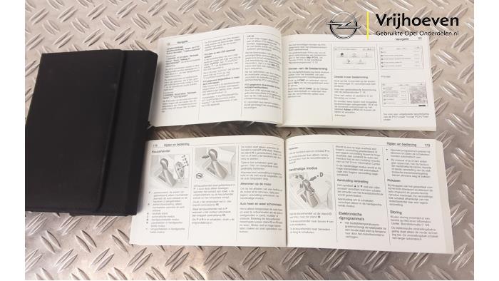 Instruction Booklet from a Opel Astra K 1.4 Turbo 16V 2016