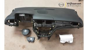 Gebrauchte Airbag set + dashboard Opel Corsa E 1.0 SIDI Turbo 12V Preis € 800,00 Margenregelung angeboten von Autodemontage Vrijhoeven B.V.
