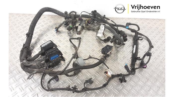 Wiring harness engine room from a Opel Astra J (PC6/PD6/PE6/PF6) 1.4 Turbo 16V 2012