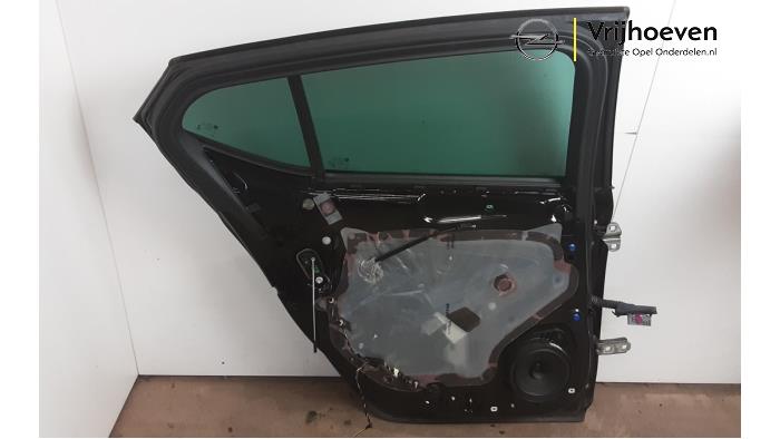 Rear door 4-door, left from a Opel Astra K 1.5 CDTi 122 12V 2020