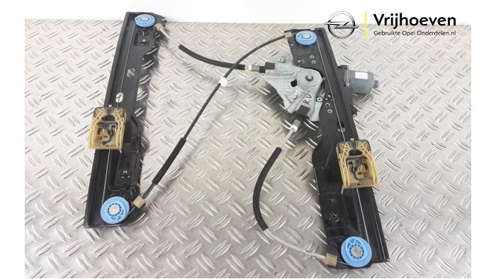 Window mechanism 4-door, front right from a Opel Astra J (PC6/PD6/PE6/PF6) 1.4 Turbo 16V 2012