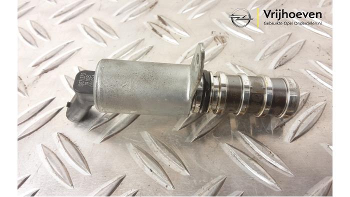 Gebrauchte Nockenwelle Sensor Opel Astra K Sports Tourer 1.0 Turbo 12V Preis € 40,00 Margenregelung angeboten von Autodemontage Vrijhoeven B.V.