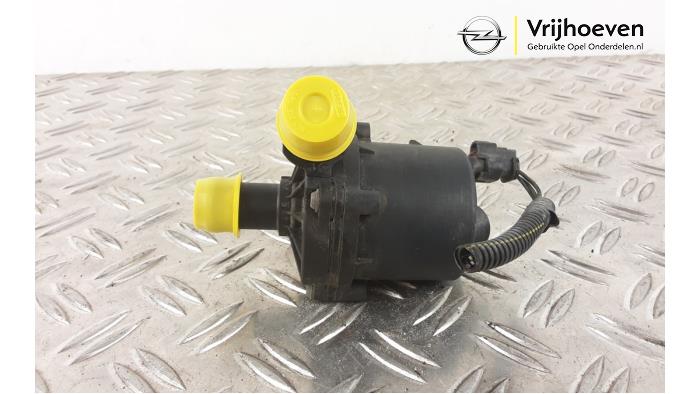Begagnade Extra vattenpump Opel Astra K 1.5 CDTi 122 12V Pris € 70,00 Marginaltabell erbjuds av Autodemontage Vrijhoeven B.V.