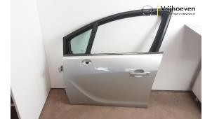 Gebrauchte Tür 4-türig links vorne Opel Meriva 1.4 16V Ecotec Preis € 300,00 Margenregelung angeboten von Autodemontage Vrijhoeven B.V.