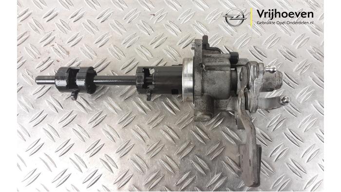 Gear-change mechanism from a Opel Astra K Sports Tourer 1.6 CDTI 110 16V 2016