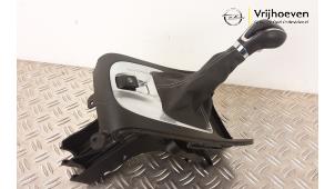 Used Gear stick Opel Meriva 1.4 16V Ecotec Price € 50,00 Margin scheme offered by Autodemontage Vrijhoeven B.V.