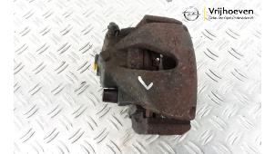 Used Front brake calliper, left Opel Zafira (F75) 1.6 16V Price € 25,00 Margin scheme offered by Autodemontage Vrijhoeven B.V.