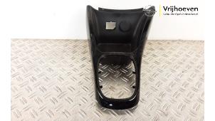Używane Element deski rozdzielczej Opel Adam 1.2 16V Cena € 25,00 Procedura marży oferowane przez Autodemontage Vrijhoeven B.V.
