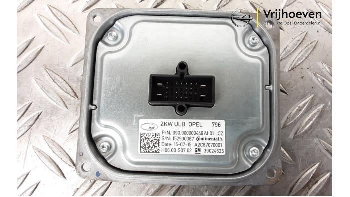 Module Xenon d'un Opel Astra K 1.4 Turbo 16V 2015
