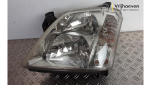 Used Headlight, left Opel Meriva 1.6 16V Price € 50,00 Margin scheme offered by Autodemontage Vrijhoeven B.V.
