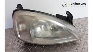 Used Headlight, right Opel Corsa C (F08/68) 1.0 12V Price € 40,00 Margin scheme offered by Autodemontage Vrijhoeven B.V.