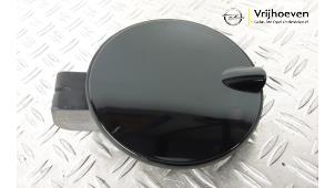 Used Tank cap cover Opel Corsa C (F08/68) 1.0 12V Price € 15,00 Margin scheme offered by Autodemontage Vrijhoeven B.V.