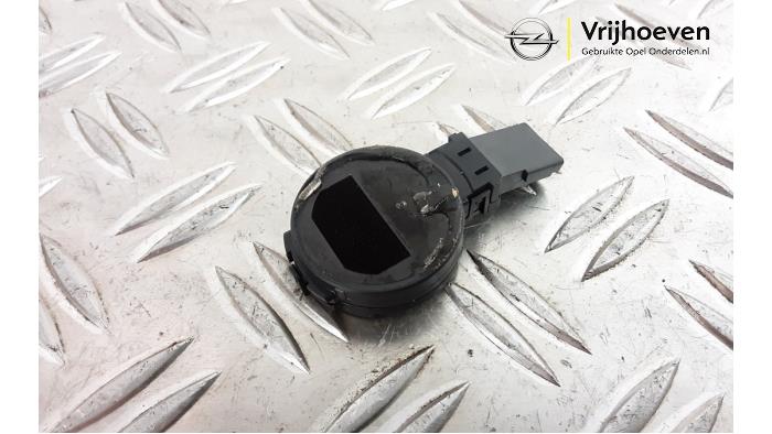 Begagnade Regnsensor Opel Astra L (F3/FB/FM/FP) 1.2 Turbo 110 12V Pris € 30,00 Inklusive moms erbjuds av Autodemontage Vrijhoeven B.V.