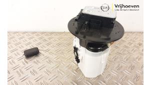 Used Electric fuel pump Opel Astra L (F3/FB/FM/FP) 1.2 Turbo 110 12V Price € 160,00 Margin scheme offered by Autodemontage Vrijhoeven B.V.