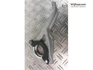 Used Support bearing, front right Opel Astra L (F3/FB/FM/FP) 1.2 Turbo 110 12V Price € 30,00 Margin scheme offered by Autodemontage Vrijhoeven B.V.