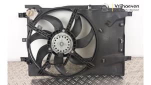 Usagé Boîtier ventilateur Opel Adam 1.2 16V Prix € 70,00 Règlement à la marge proposé par Autodemontage Vrijhoeven B.V.