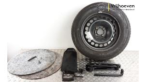 Used Jackkit + spare wheel Opel Corsa D 1.3 CDTi 16V Ecotec Price € 125,00 Margin scheme offered by Autodemontage Vrijhoeven B.V.
