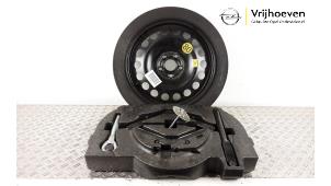 Used Jackkit + spare wheel Opel Astra K Sports Tourer 1.6 CDTI 110 16V Price € 250,00 Margin scheme offered by Autodemontage Vrijhoeven B.V.