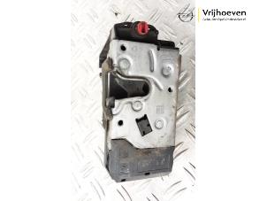 Used Rear door lock mechanism 4-door, left Opel Astra H (L48) 1.6 16V Twinport Price € 50,00 Margin scheme offered by Autodemontage Vrijhoeven B.V.