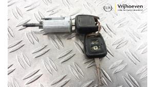 Used Ignition lock + key Opel Vectra B (36) 1.8 16V Ecotec Price € 30,00 Margin scheme offered by Autodemontage Vrijhoeven B.V.