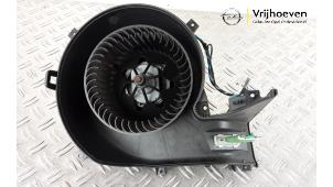 Usados Motor de ventilador de calefactor Opel Vectra C 1.8 16V Precio € 50,00 Norma de margen ofrecido por Autodemontage Vrijhoeven B.V.