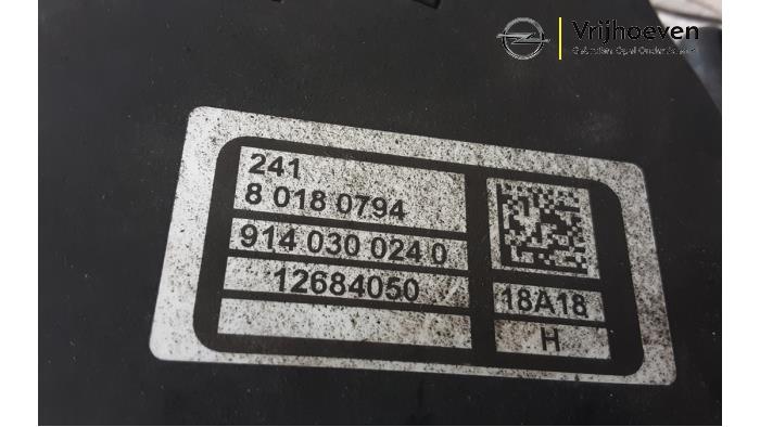 Bomba de vacío (Gasolina) de un Opel Karl 1.0 12V 2016