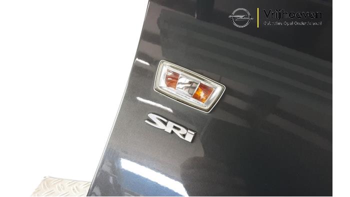 Blotnik prawy przód z Opel Astra J GTC (PD2/PF2) 1.4 Turbo 16V ecoFLEX 140 2015