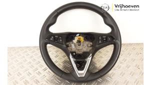 Usados Volante Opel Astra K 1.0 Turbo 12V Precio € 75,00 Norma de margen ofrecido por Autodemontage Vrijhoeven B.V.