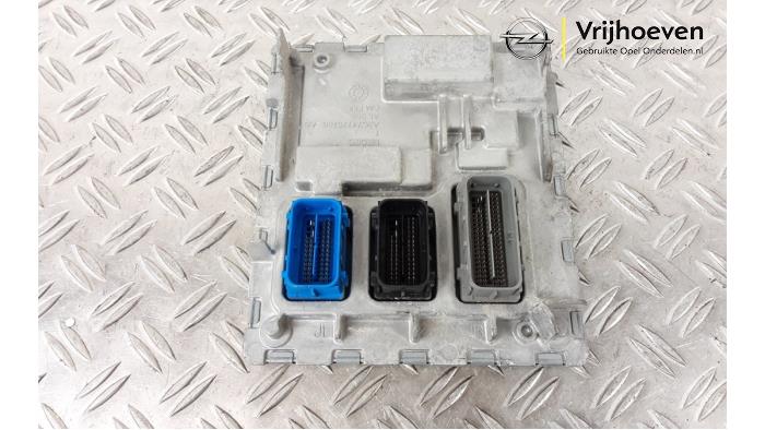 Used Engine management computer Opel Astra K 1.6 SIDI Eco Turbo 16V Price € 250,00 Margin scheme offered by Autodemontage Vrijhoeven B.V.