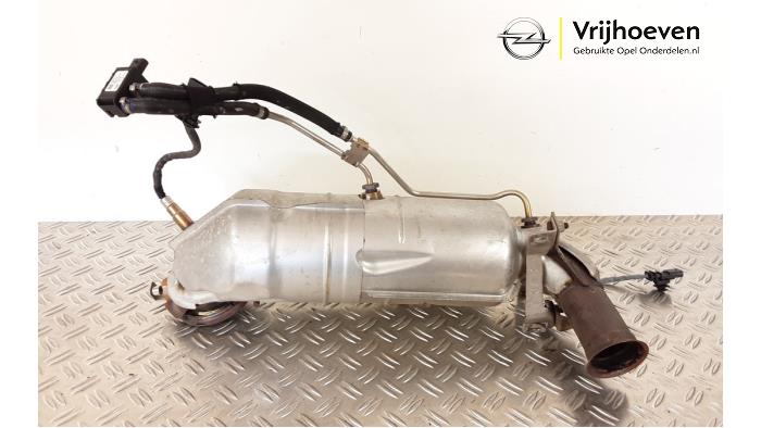Gebrauchte Katalysator Opel Corsa F (UB/UH/UP) 1.2 Turbo 12V 100 Preis € 400,00 Margenregelung angeboten von Autodemontage Vrijhoeven B.V.