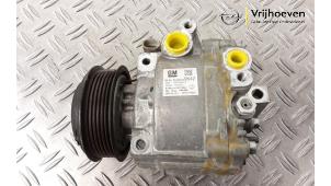 Usagé Pompe clim Opel Adam 1.4 S 16V Turbo Prix € 125,00 Règlement à la marge proposé par Autodemontage Vrijhoeven B.V.