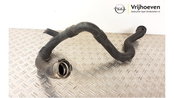Gebrauchte Intercooler Rohr Opel Adam 1.4 S 16V Turbo Preis € 75,00 Margenregelung angeboten von Autodemontage Vrijhoeven B.V.