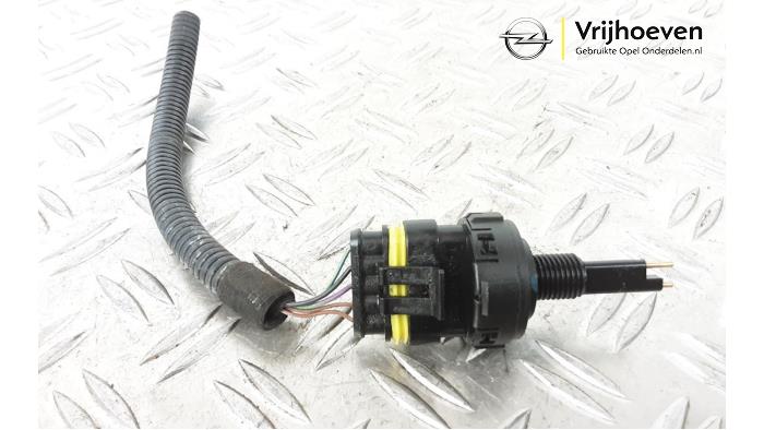 Begagnade Sensor (övriga) Opel Corsa E 1.3 CDTi 16V ecoFLEX Pris € 40,00 Marginaltabell erbjuds av Autodemontage Vrijhoeven B.V.