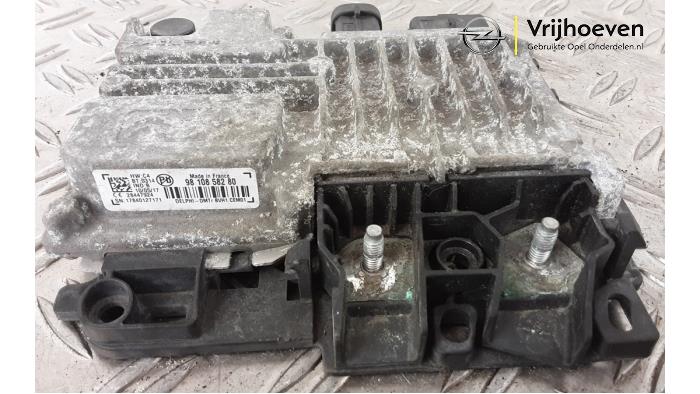 Used Start/Stop computer Opel Crossland (X) 1.2 Turbo 12V Euro 6 Price € 45,00 Margin scheme offered by Autodemontage Vrijhoeven B.V.