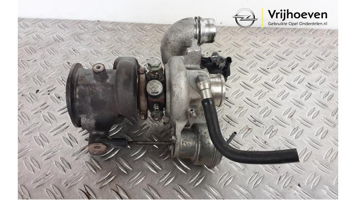 Usagé Turbo Opel Astra K 1.4 Turbo 16V Prix € 350,00 Règlement à la marge proposé par Autodemontage Vrijhoeven B.V.