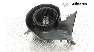 Usados Motor de ventilador de calefactor Opel Vectra C Caravan 2.2 DIG 16V Precio € 75,00 Norma de margen ofrecido por Autodemontage Vrijhoeven B.V.