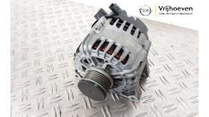 Dynamo van een Opel Astra L (F3/FB/FM/FP) 1.2 Turbo 130 12V 2023