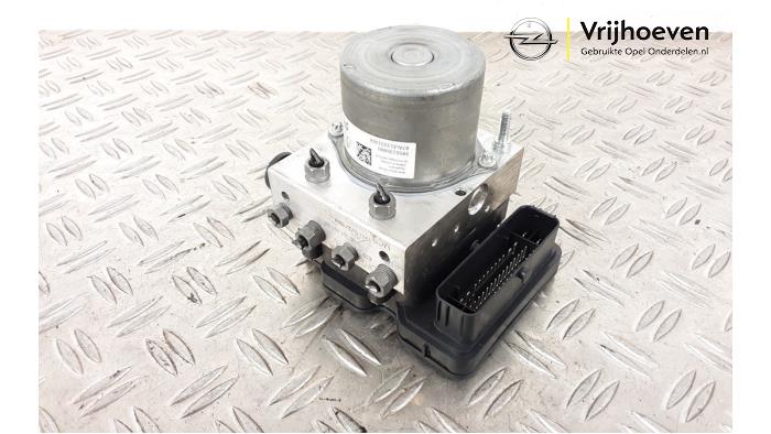 Used ABS pump Opel Astra L (F3/FB/FM/FP) 1.2 Turbo 130 12V Price € 750,00 Margin scheme offered by Autodemontage Vrijhoeven B.V.
