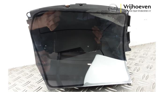 Gebrauchte Frontscheibenanzeige Opel Astra L (F3/FB/FM/FP) 1.2 Turbo 130 12V Preis € 250,00 Margenregelung angeboten von Autodemontage Vrijhoeven B.V.