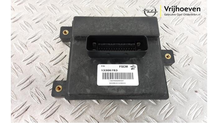 Usagé Module pompe carburant Opel Insignia Sports Tourer 2.0 Turbo 16V Ecotec Prix € 75,00 Règlement à la marge proposé par Autodemontage Vrijhoeven B.V.