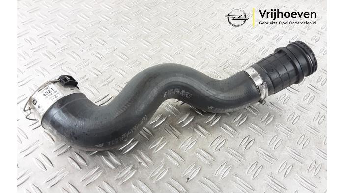 Usagé Tuyau intercooler Opel Astra K Sports Tourer 1.6 CDTI 136 16V Prix € 20,00 Règlement à la marge proposé par Autodemontage Vrijhoeven B.V.