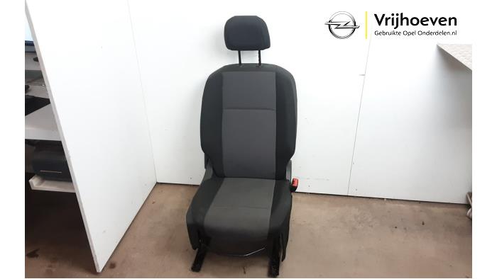 Używane Fotel prawy Opel Combo Cargo 1.6 CDTI 75 Cena € 350,00 Z VAT oferowane przez Autodemontage Vrijhoeven B.V.