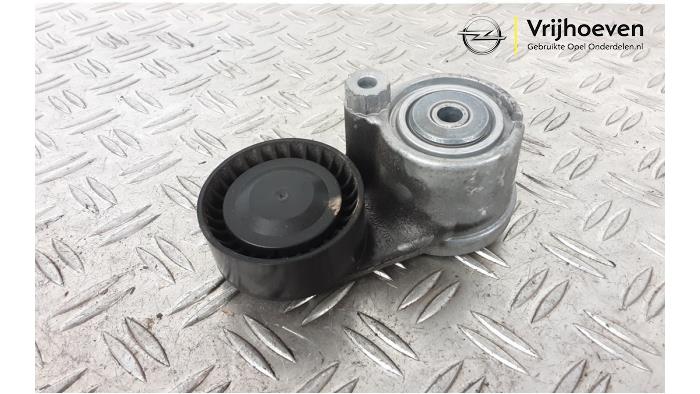 Usados Rodillo tensor correa múltiple Opel Astra K Sports Tourer 1.6 CDTI 136 16V Precio € 20,00 Norma de margen ofrecido por Autodemontage Vrijhoeven B.V.