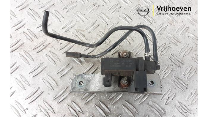 Usagé Régulateur pression turbo Opel Combo 1.3 CDTI 16V ecoFlex Prix € 20,00 Règlement à la marge proposé par Autodemontage Vrijhoeven B.V.