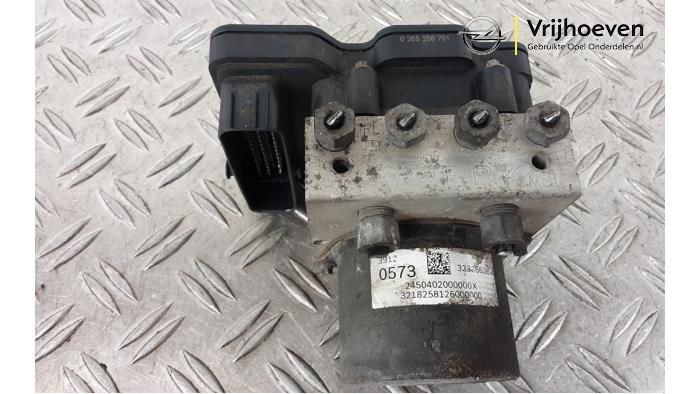 Gebrauchte ABS Pumpe Opel Astra K 1.6 SIDI Eco Turbo 16V Preis € 125,00 Margenregelung angeboten von Autodemontage Vrijhoeven B.V.